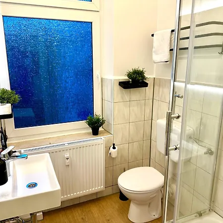 Appartement Dschungel Apartment, Netflix, Sonos, Nahe Messe Duesseldorf, Helios Klinik, Innenstadt