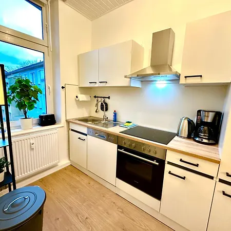 Appartement Dschungel Apartment, Netflix, Sonos, Nahe Messe Duesseldorf, Helios Klinik, Innenstadt *