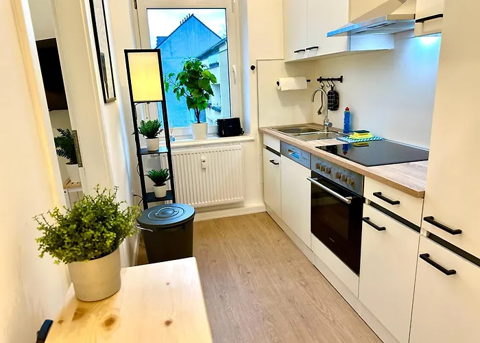 Dschungel Apartment, Netflix, Sonos, Nahe Messe Düsseldorf, Helios Klinik, Innenstadt * Krefeld