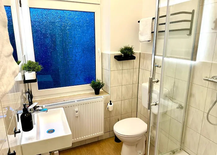 Apartmán Dschungel Apartment, Netflix, Sonos, Nahe Messe Duesseldorf, Helios Klinik, Innenstadt